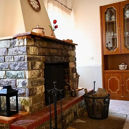 The Teacher's House * Trípi