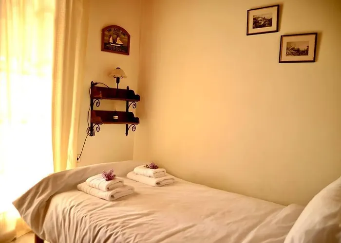 The Teacher's House فيلة *