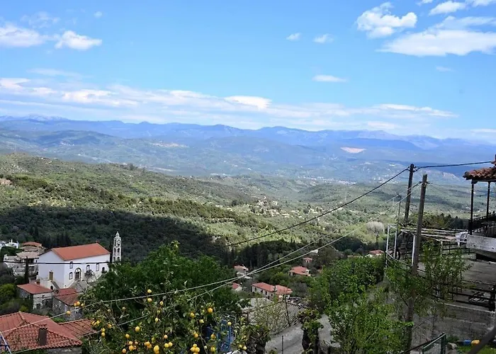 The Teacher's House Trípi